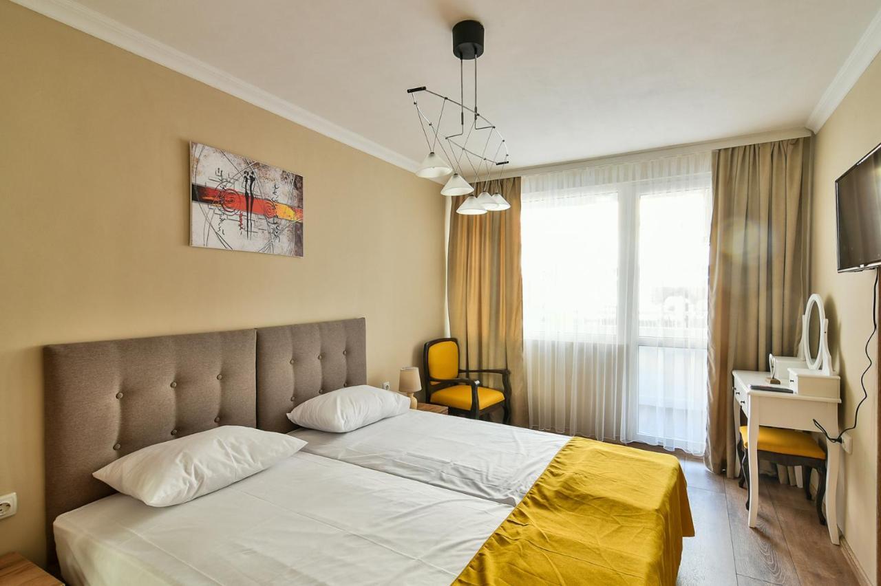 Top Location Flats In Varna Extérieur photo
